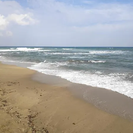 Relax&dream Long * Agios Georgios (Famagusta)