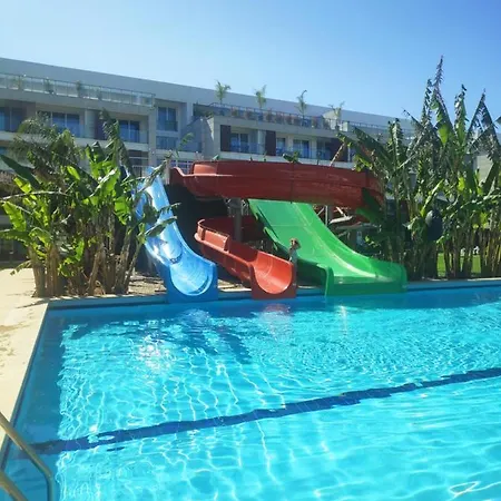 Relax&dream Long Agios Georgios (Famagusta)